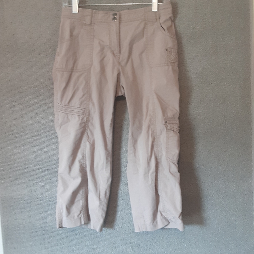 Chicos Pants Womens 0 Tan Beige Straight Capri Crop Preppy 2078